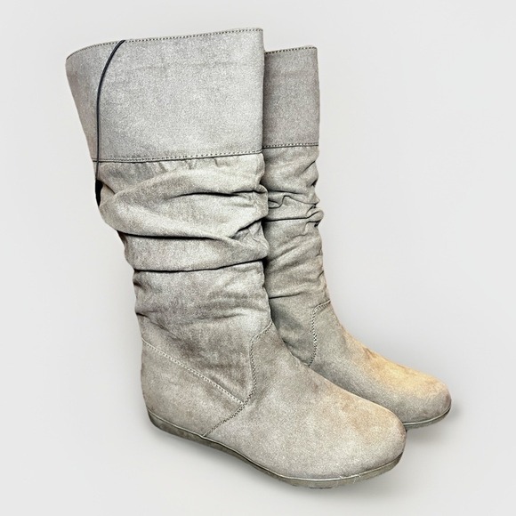Shoes - St John's Bay Women's Boots Korba Slouch Taupe Flat Pull On Memory Foam Size 6.5